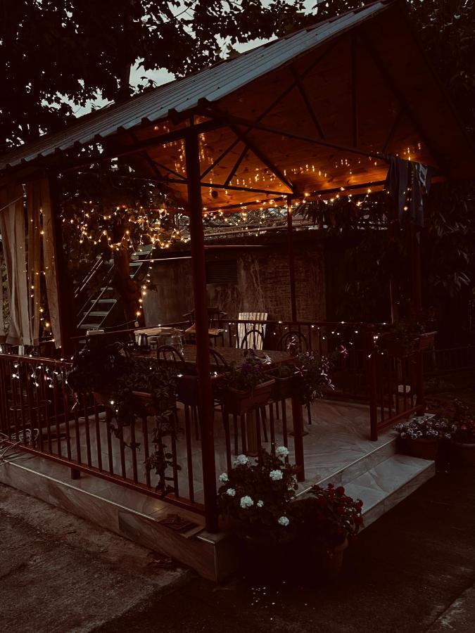 Dato'S Guesthouse Makhinjauri Exterior foto